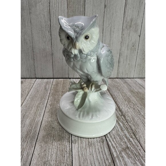 Vintage Owl Figurine Statue Standing On Branch Porcelain White Home Decor 6.5" - Picture 6 of 10